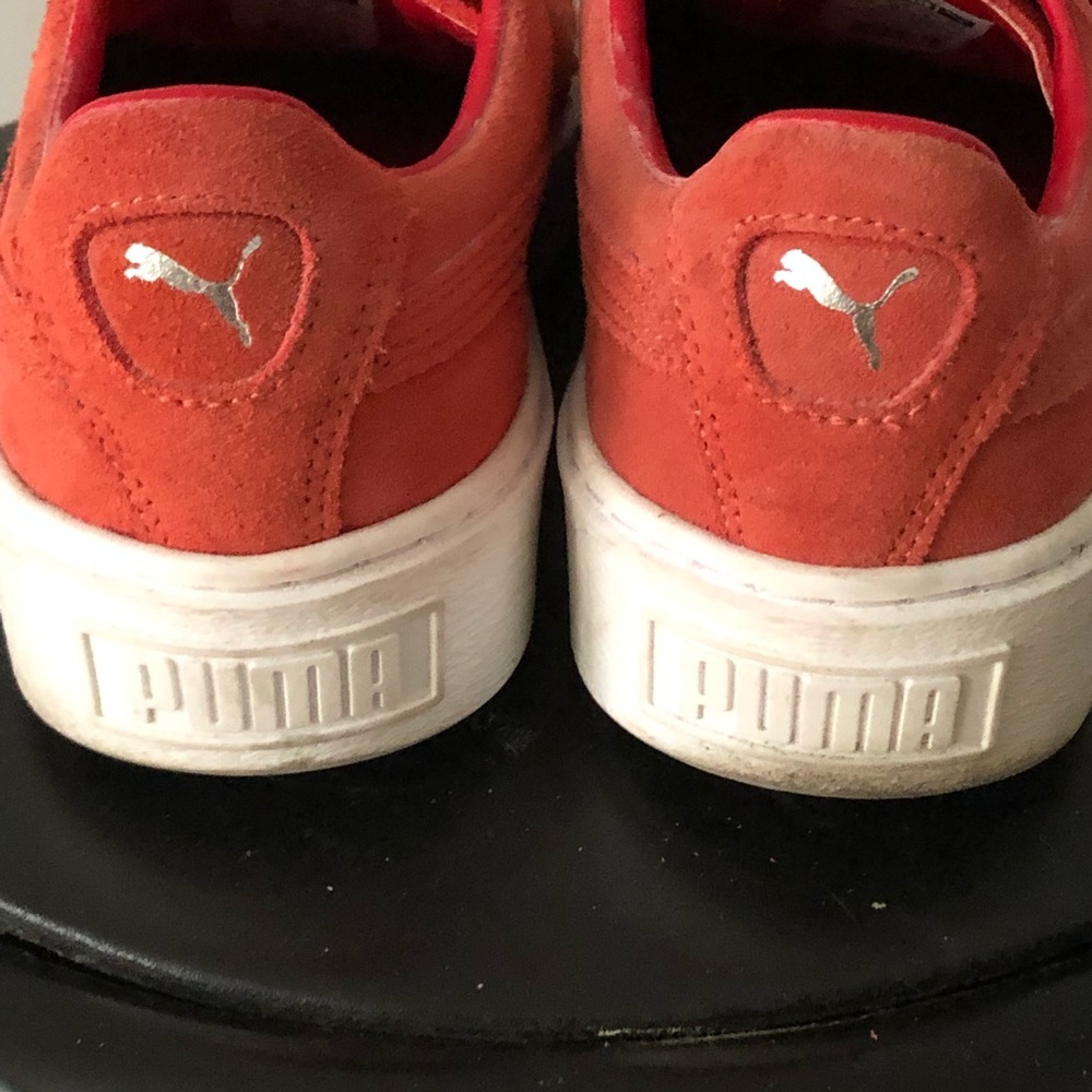 Sneakers - Picture 5 of 6